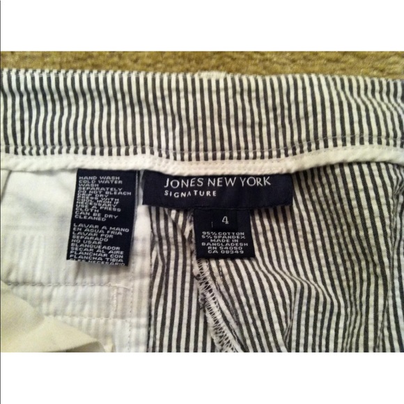 JONES NEW YORK Seersucker Crop Capri Pants Black - Picture 3 of 5